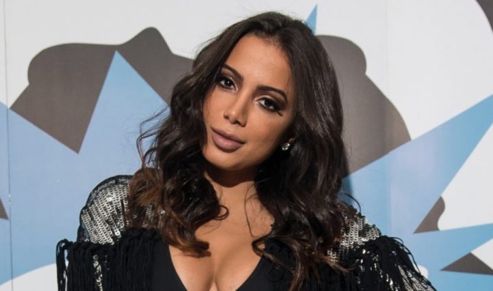 Anitta-900x600