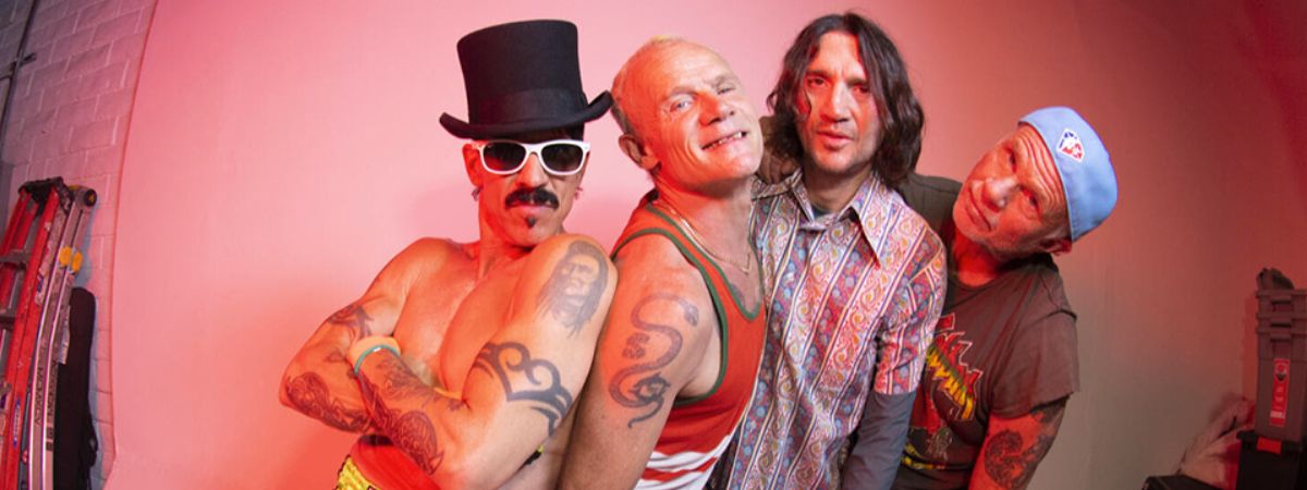 Red-Hot-Chili-Peppers-libera-clipe-psicodelico-do-single-Tippa-My-Tongue